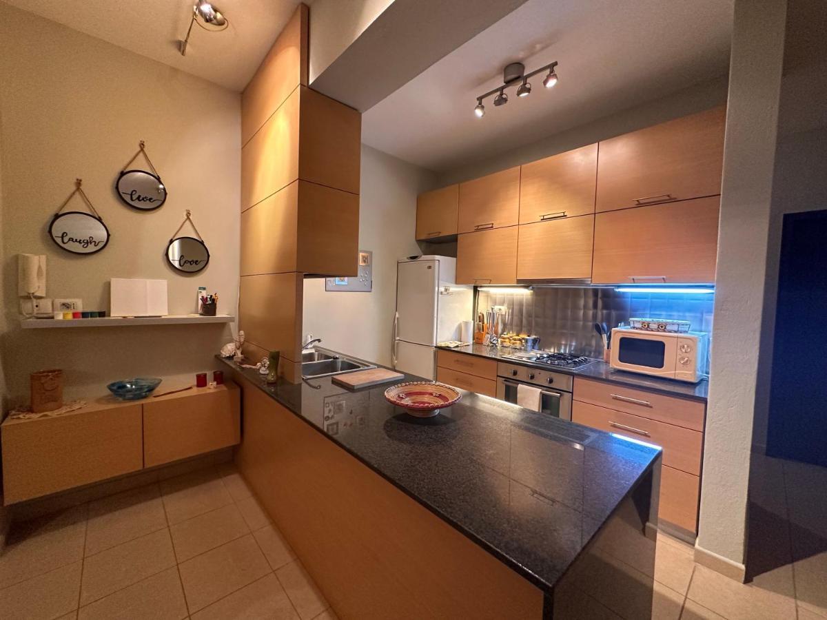 דירות טיראנה Casa Mia - Hidden Gem Near The New Boulevard מראה חיצוני תמונה
